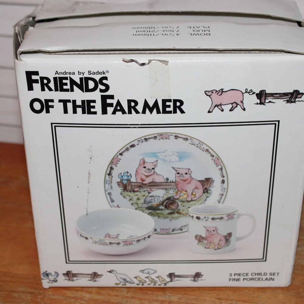 Andrea by Sadek Friends of the Farmer 3 Piece Child Fine Porcelain Pig Dish Set - Picture 3 of 5